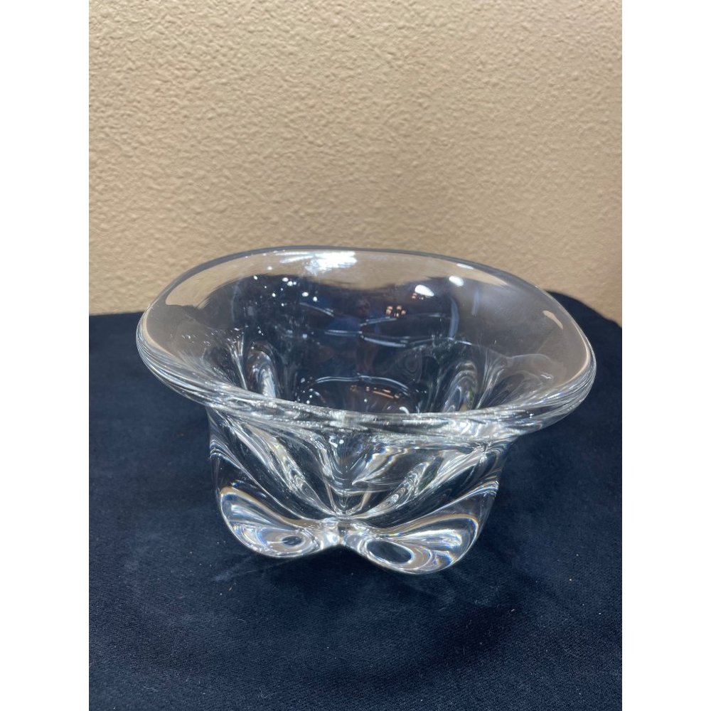 Vintage Magnor Norway Art Glass Bowl